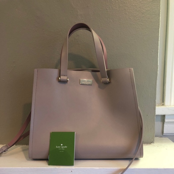 Authentic Kate Spade - Picture 1 of 4